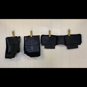 2016 Nissan Altima WeatherTech Mats 1st & 2nd row